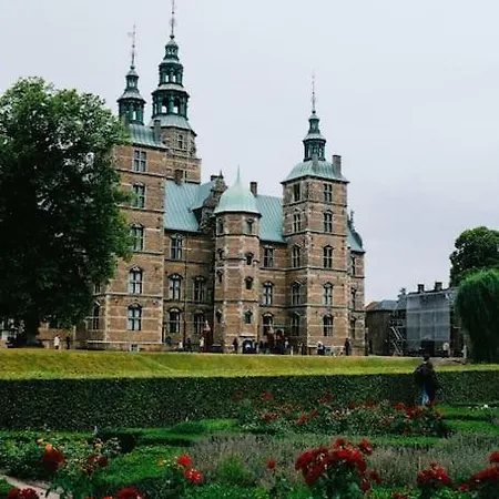 Stylish On Lively Street In Downtown Κοπεγχάγη