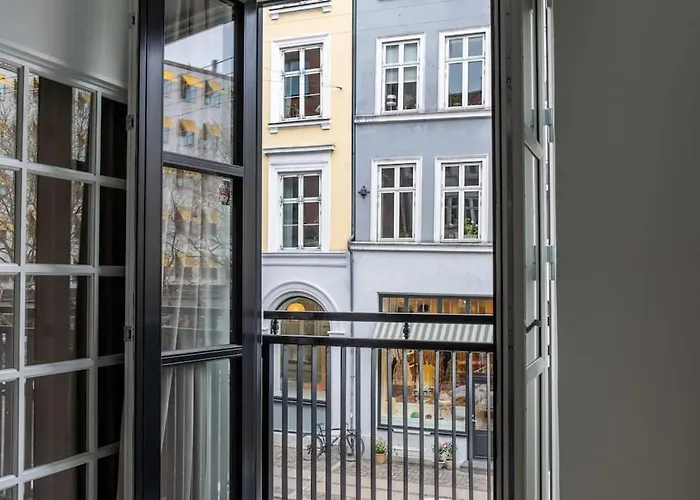Lejlighed Stylish On Lively Street In Downtown København