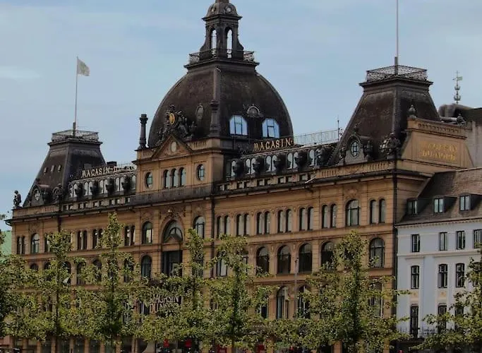 Lejlighed Stylish On Lively Street In Downtown *