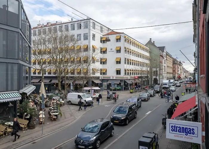 Lejlighed Stylish On Lively Street In Downtown København