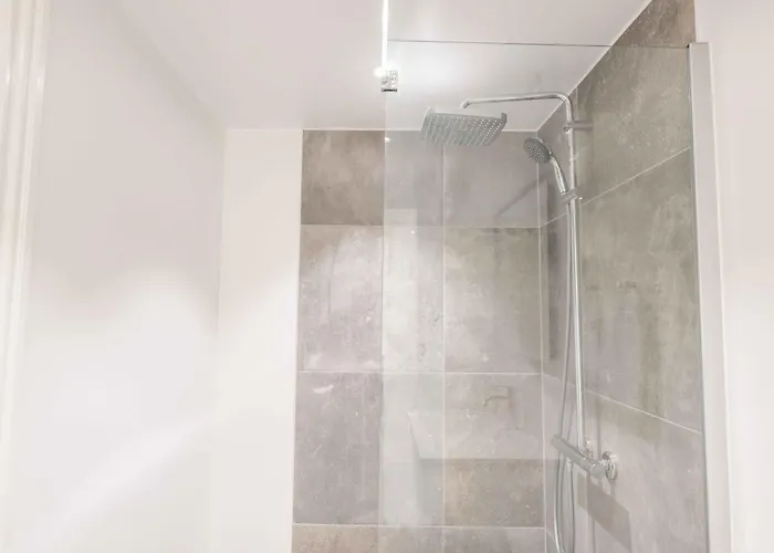 Stylish On Lively Street In Downtown Lejlighed København