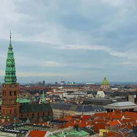 Stylish On Lively Street In Downtown * Copenhague